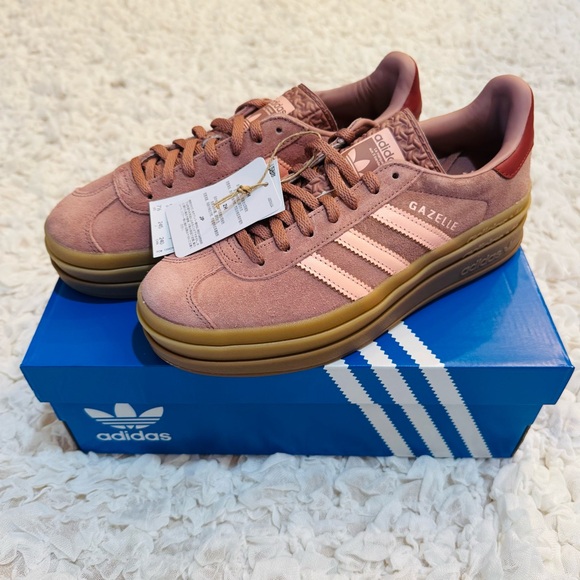 NWT Adidas Gazelle Bold Suede Sneakers Size 8 - Picture 1 of 9